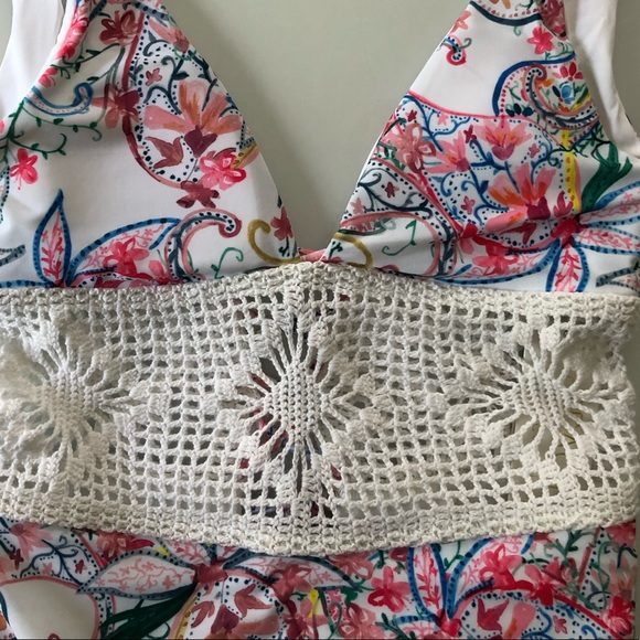 L*SPACE Samantha Paisley One Piece Swim - Picture 16 of 16